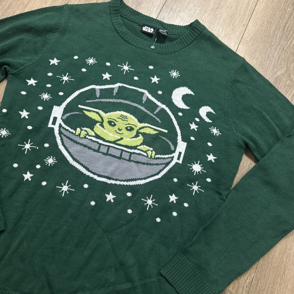 Star Wars The Mandalorian The Child Sweater Green‎ Holiday Medium Stars